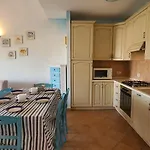 شقة Elegante Bilocale Vicino Al Mare بالاو